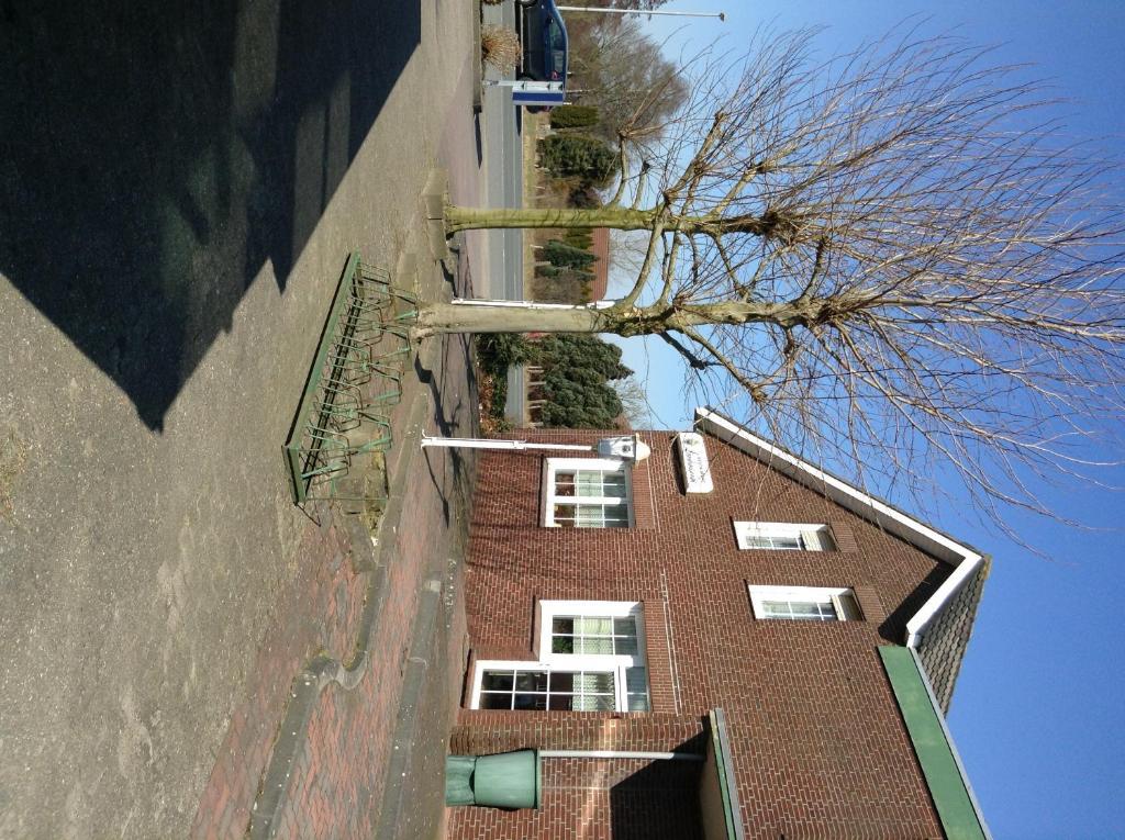 Hotel Rotbuche Westoverledingen Exterior photo