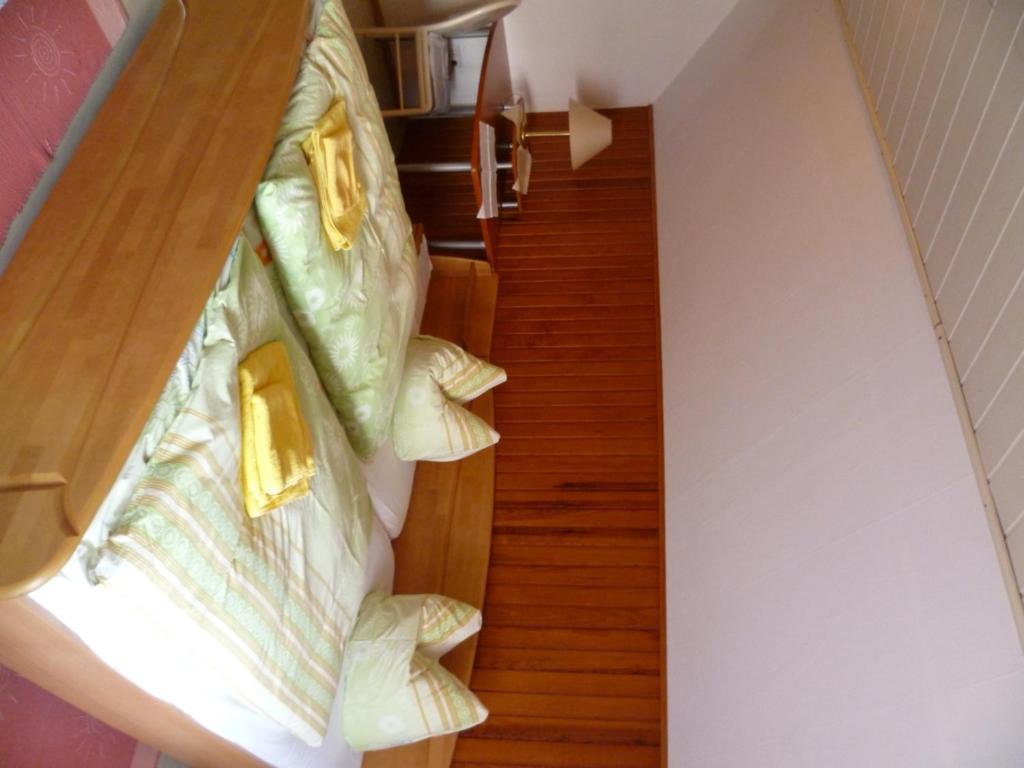 Hotel Rotbuche Westoverledingen Room photo